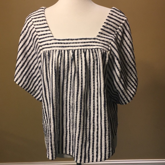 Madewell Tops - EUC Madewell Batwing Navy and Cream Top - Size XL